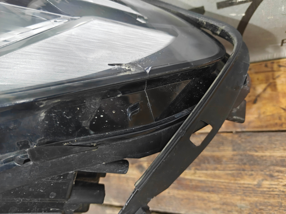 Фара левая LED BMW 5-Series (G30) 20-23 Б/У Оригинал 63119479261