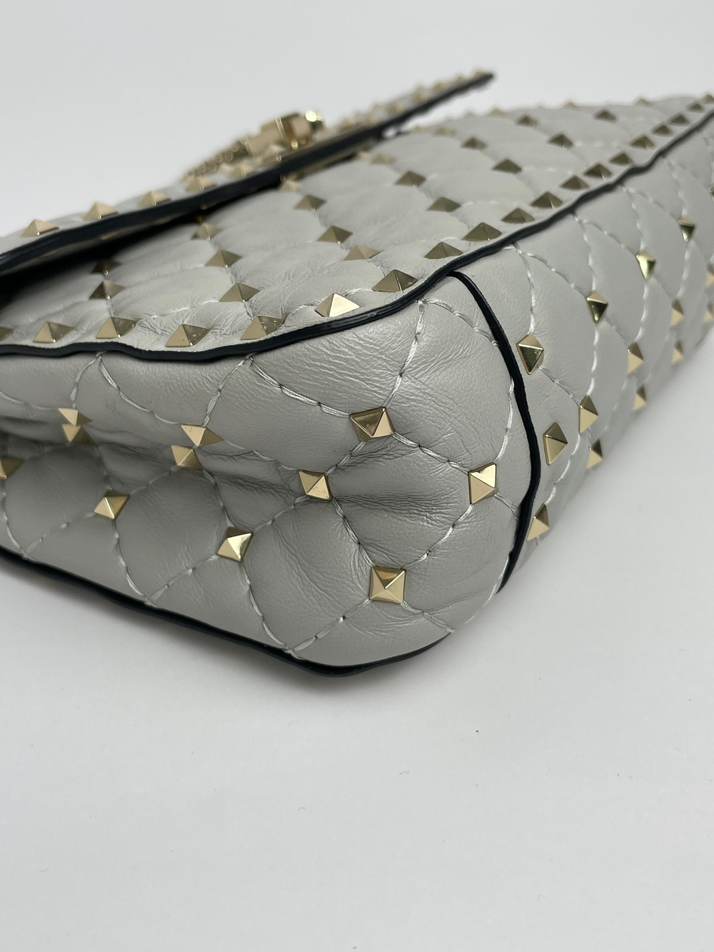 Сумка Valentino Rockstud Spike medium