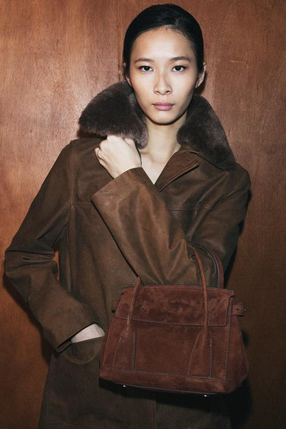 ZARA МИНИ-СУМКА В ГОРОДСКОМ СТИЛЕ ИЗ ЗАМШИ, ШОКОЛАДНЫЙ