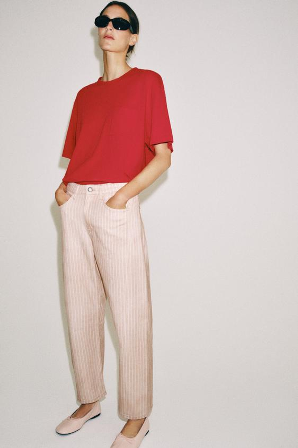 ZARA ДЖИНСЫ ZW ANKLE RELAXED ПРЯМОГО КРОЯ СО СРЕДНЕЙ ПОСАДКОЙ В ПОЛОСКУ, РОЗОВЫЙ