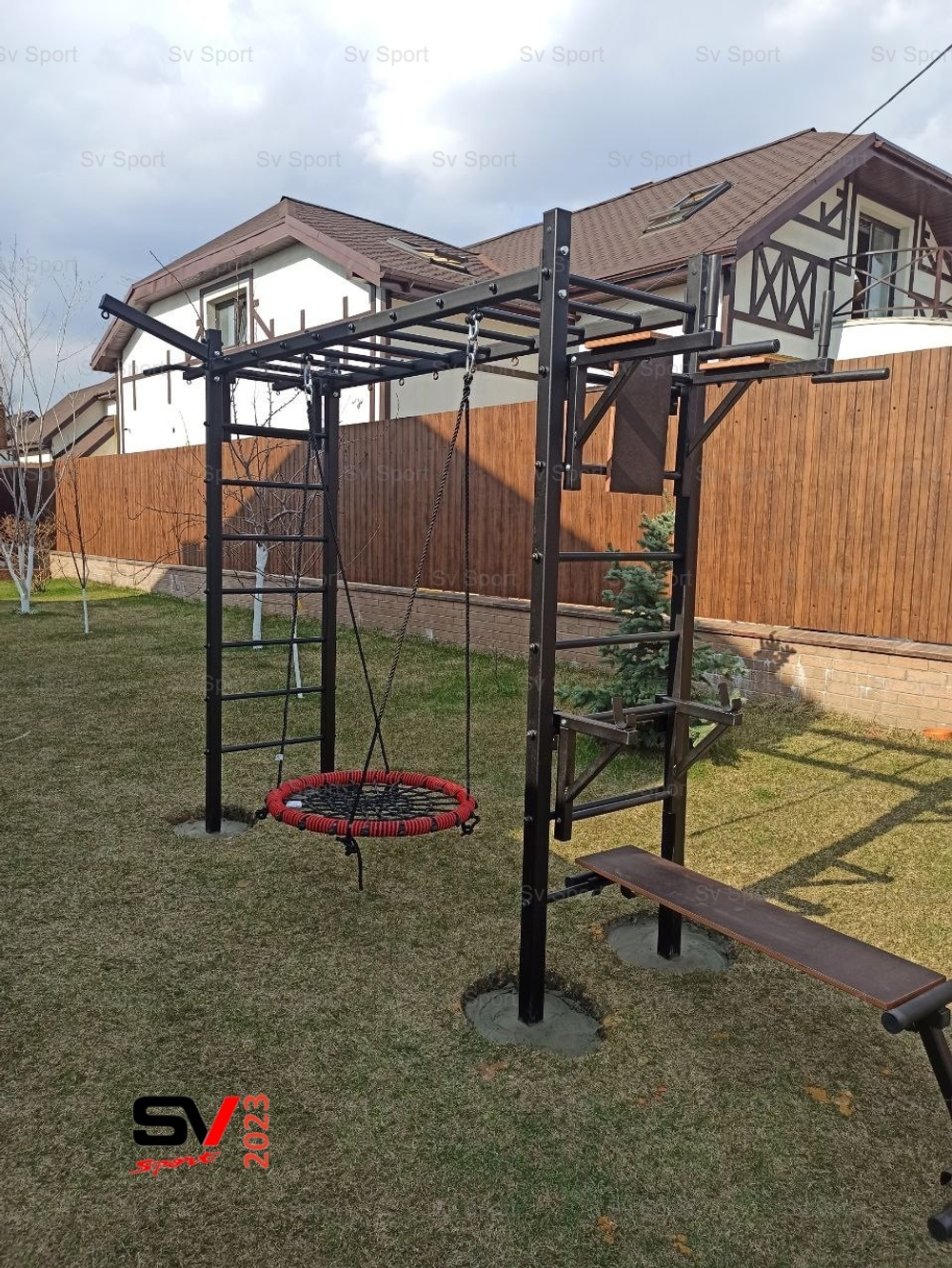 Монтаж уличной шведской стенки Sv Sport Рукоход (4 вертикальных столба)