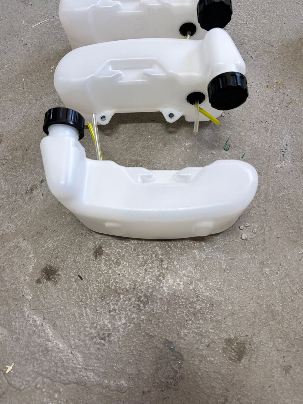 Бак топливный боковая горловина 2 крепления бензокоса 43/52cc