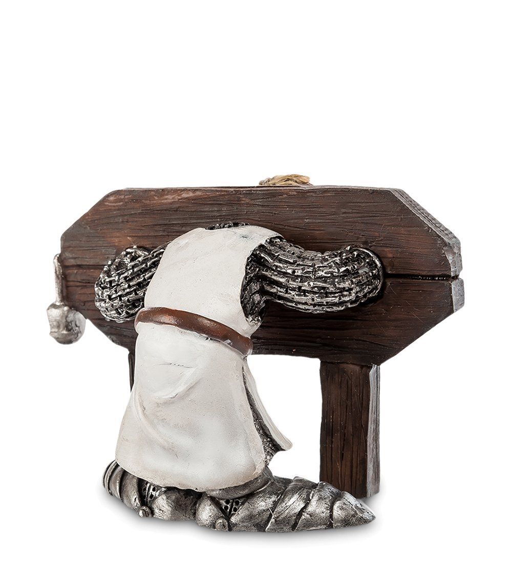 RV-228 Фигурка «Непобежденный» (W.Stratford)