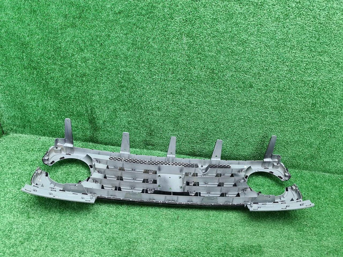 Решетка радиатора Tank 300 (2021-н.в.)