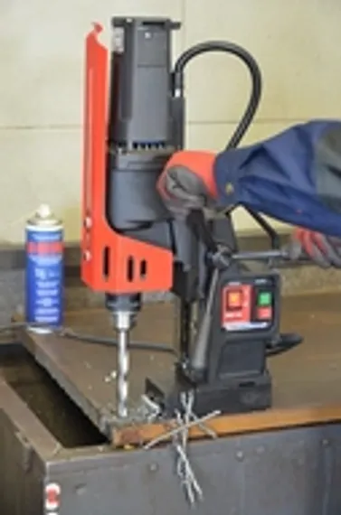 Лазерный источник с изменяемым пятном Raycus RFL-ABP2000/2000