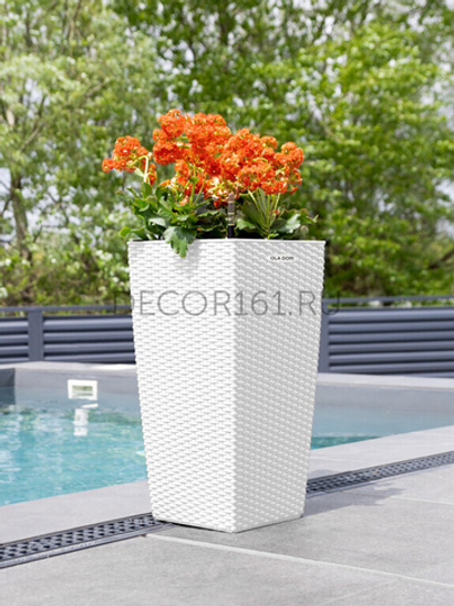 Напольное Кашпо RATTAN 31 литр OLA DOM белый с автополивом