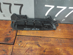 Кронштейн переднего бампера правый Kia Sorento 4 (MQ4) 20-нв Б/У Оригинал 86598P2000