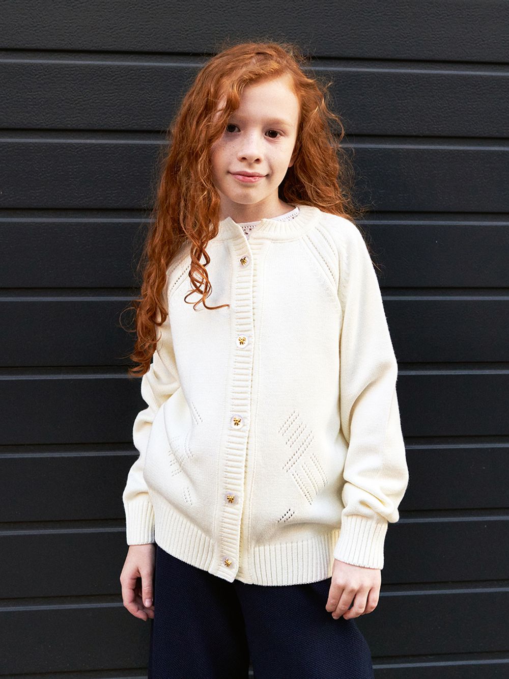 Кардиган для девочки AT941 молочный