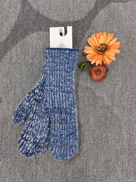 Варежки В215-11 синие меланж