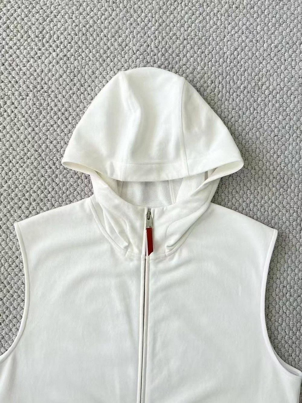 Летний костюм Brunello Cucinelli