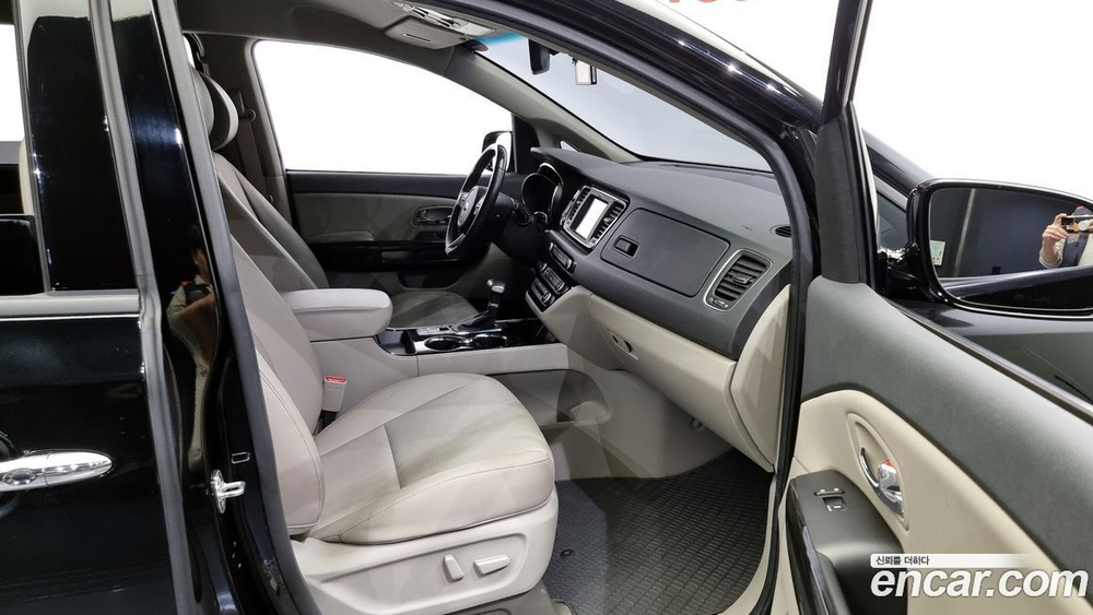Kia The New Carnival (Sedona) 9-и местный Prestige (09.2020)