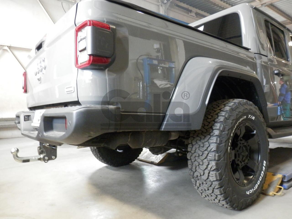 Оцинкованный фаркоп на Jeep Gladiator 2019- (без электрики), Galia J014C