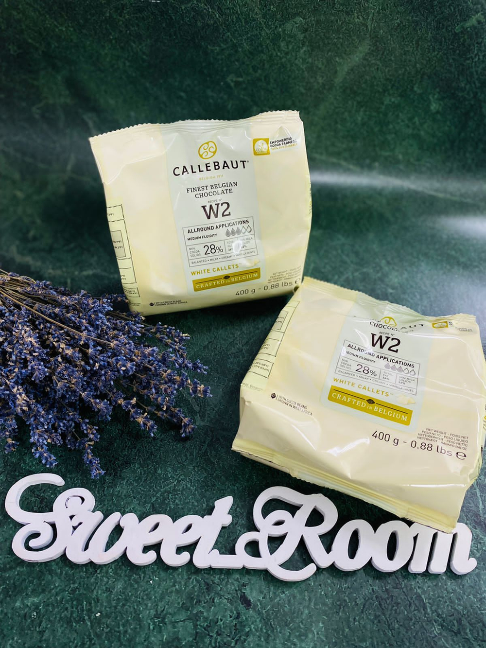 Шоколад белый Barry Callebaut 0,4кг упаковка