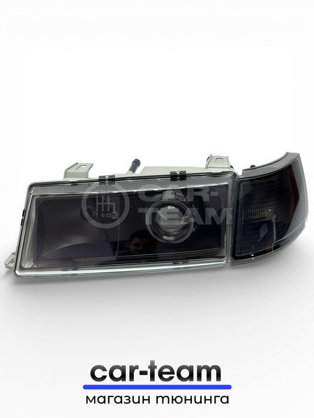 Фары на ВАЗ 2110, 2111, 2112 передние с Bi LED модулями 2.5 дюйма, черная маска, тонированные поворотники (под ключ)