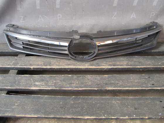 Решетка радиатора Toyota Camry (XV55) 14-17 Б/У Оригинал 5310133510