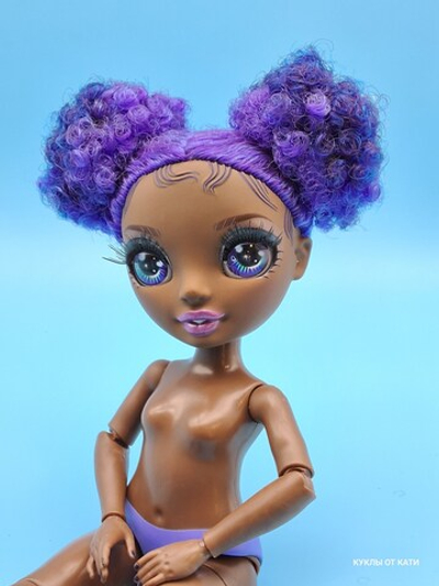 Кукла Рэйнбоу Хай Rainbow High KRYSTAL BAILEY юниор