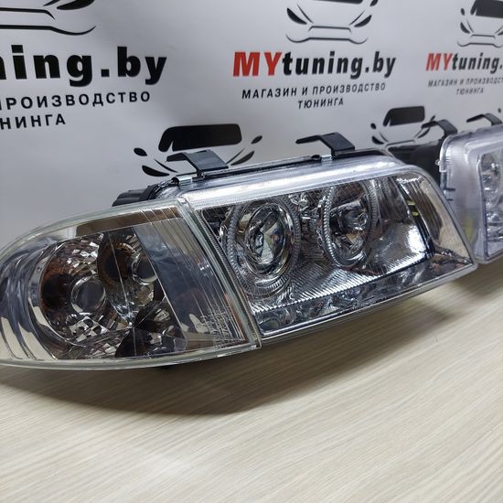 Передние фары Audi A4 B5 angel eyes chrome