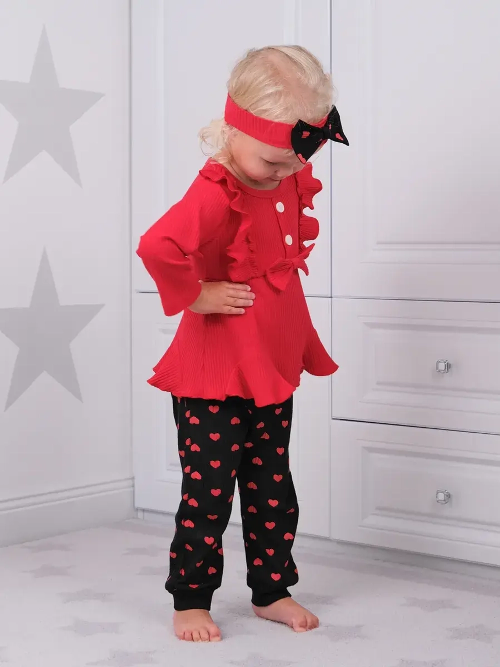 Летний костюм для девочки нарядный