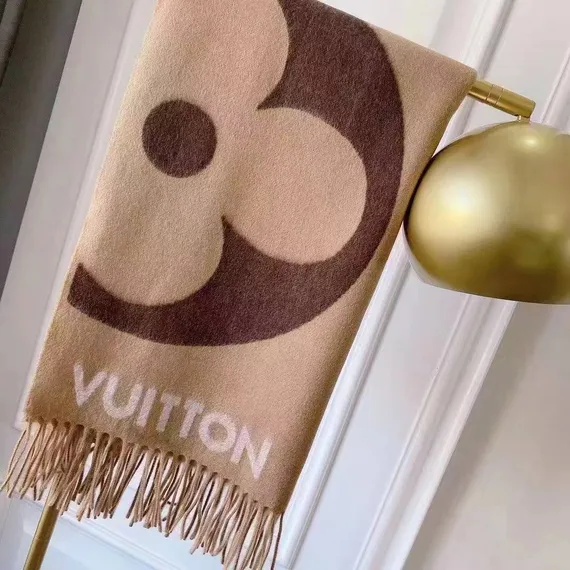 Шарф Louis Vuitton Ultimate