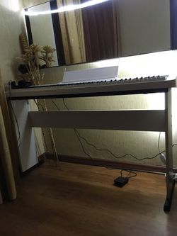 Узкая подставка для цифрового пианино Casio CDP-s... и Casio PX-s...