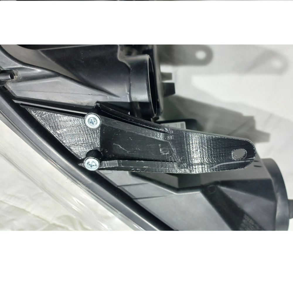 Кронштейн крепления фары для Renault Logan 2 2012-2018г.