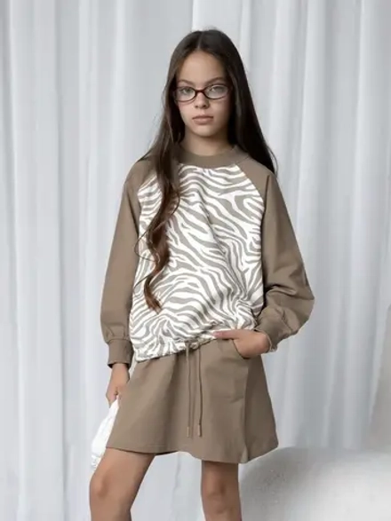 Костюм для девочки с юбкой осенний