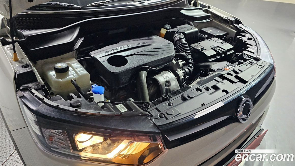 KG Mobility (Ssangyong) Very New Tivoli Бензин 1.5 2WD (05.2020)