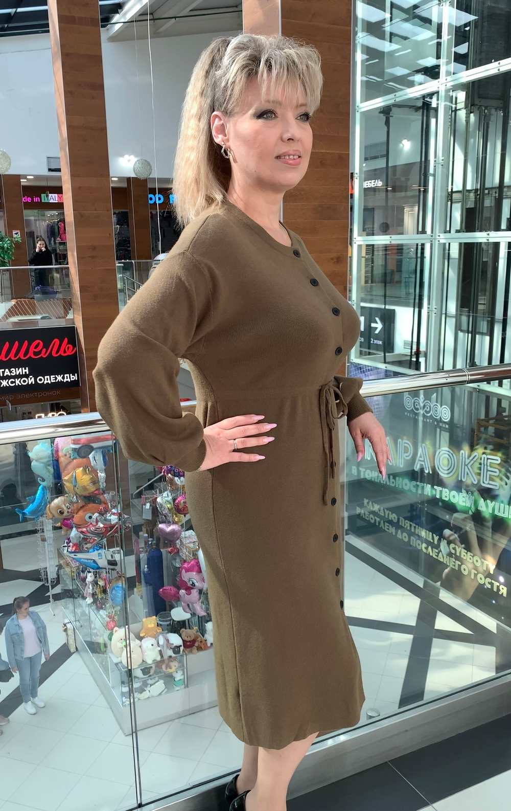 Трикотажное итальянское платье на пуговицах