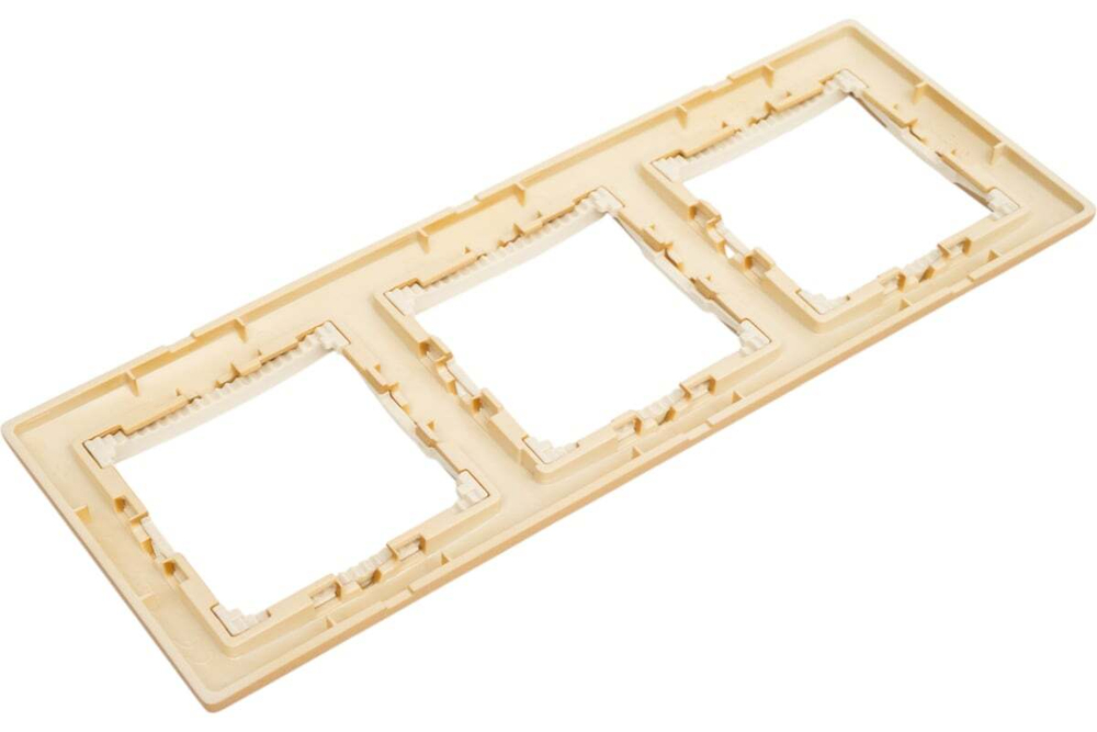 Рамка 3 поста матовое золото Valena Classic LEGRAND