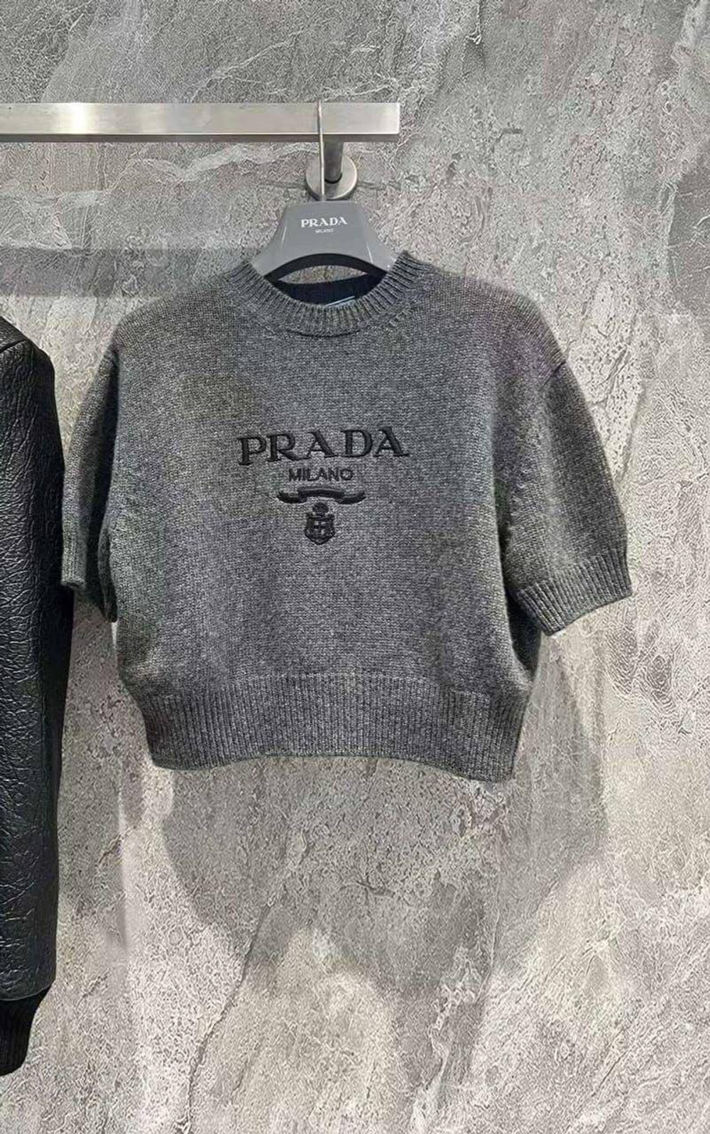 Кофта Prada