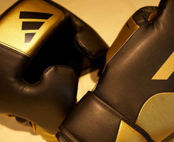 Шлем боксерский Speed 350 Pro Head Gear черно-золотой adiSPD350HG