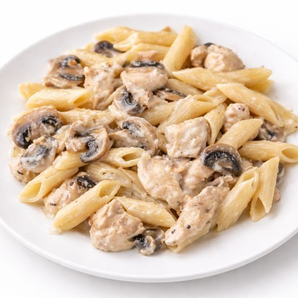 Макароны с курицей и грибами