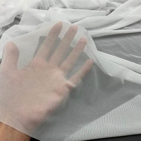 Сетка эластичная белая (цв. 001), Lauma