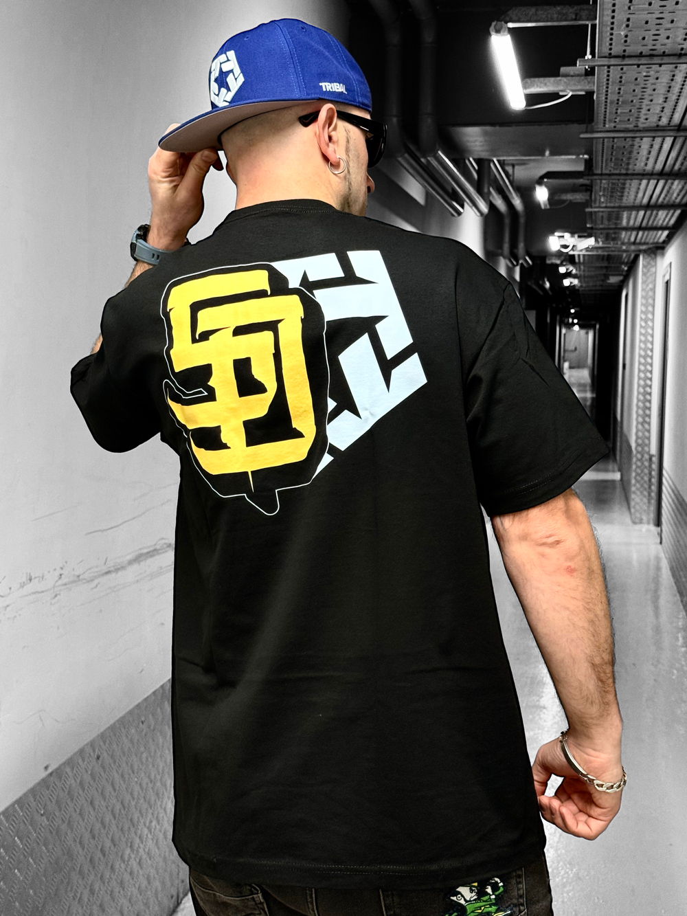 Футболка Tribal-San Diego