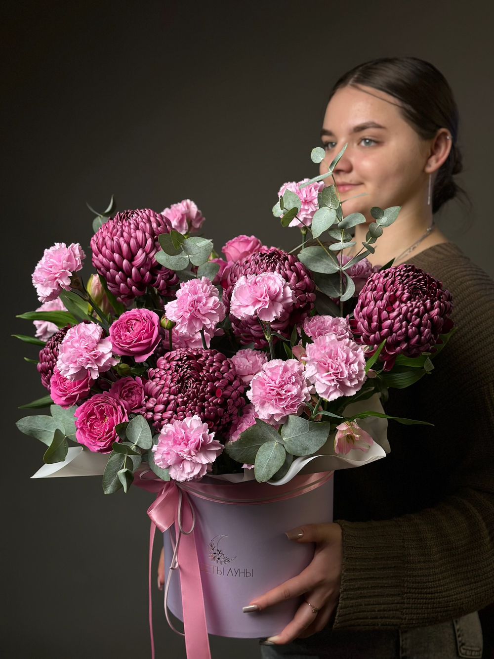 Цветы в коробке «Нежность в деталях»