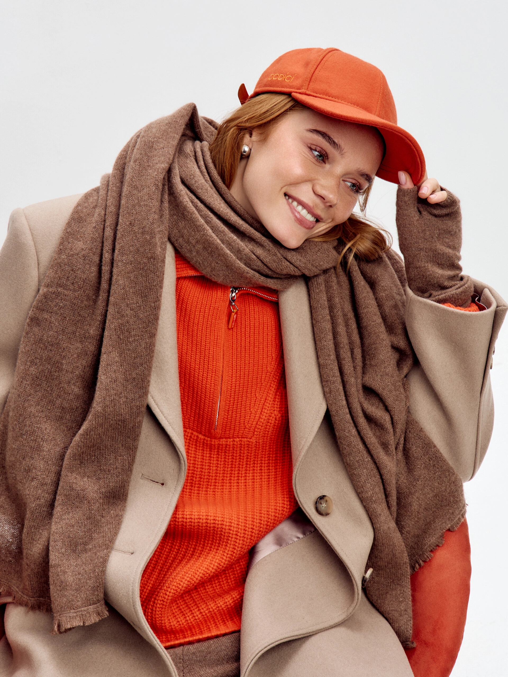 Бейсболка из шерсти