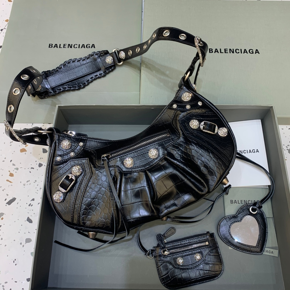 Balenciaga Le Cagole 33 cm