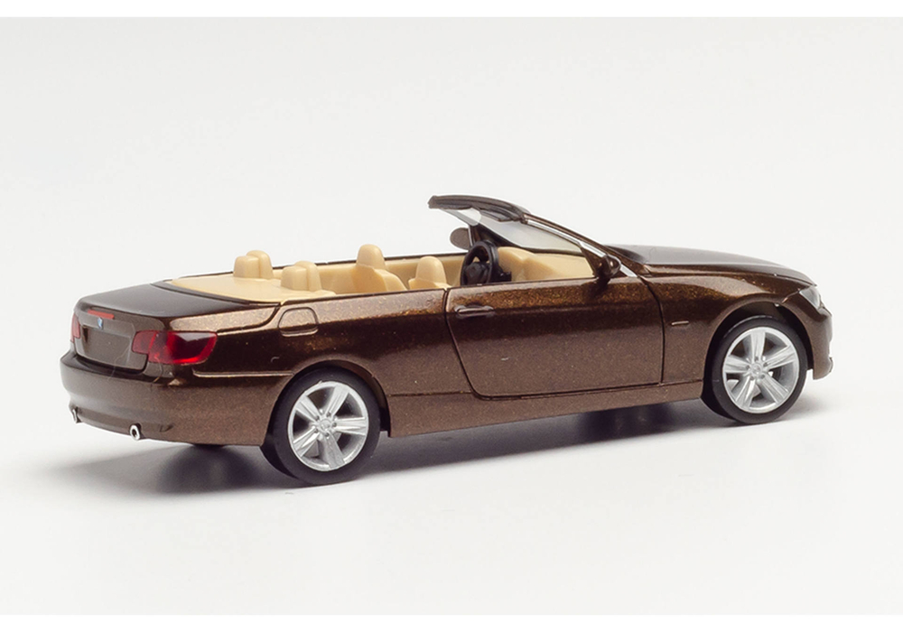 Автомобиль BMW 3 серии Cabrio, «Коричневый Марракеш металлик»