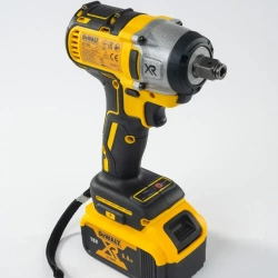 гайковерт 18V аккумуляторный бесщеточный Dewalt