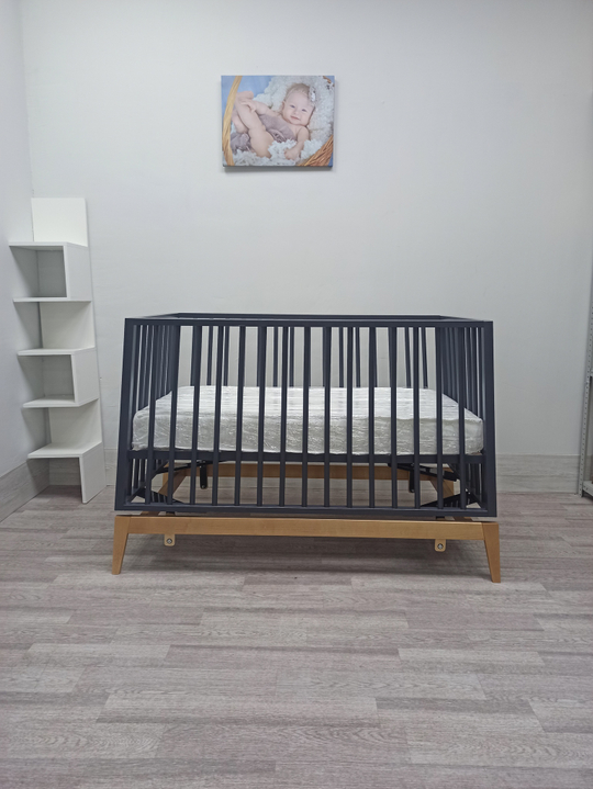 Кроватка детская ЛУНА INCANTO, маятник универс., цвет графит/бук