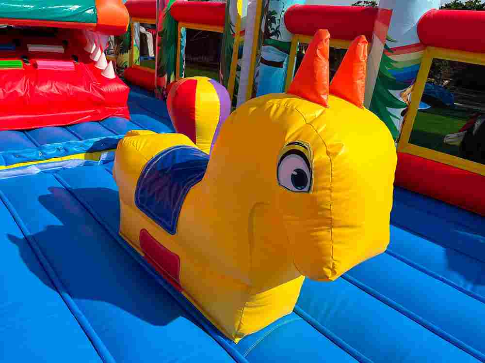 Коммерческий надувной батут «Гранд-саванна 2», 17х10х9 м