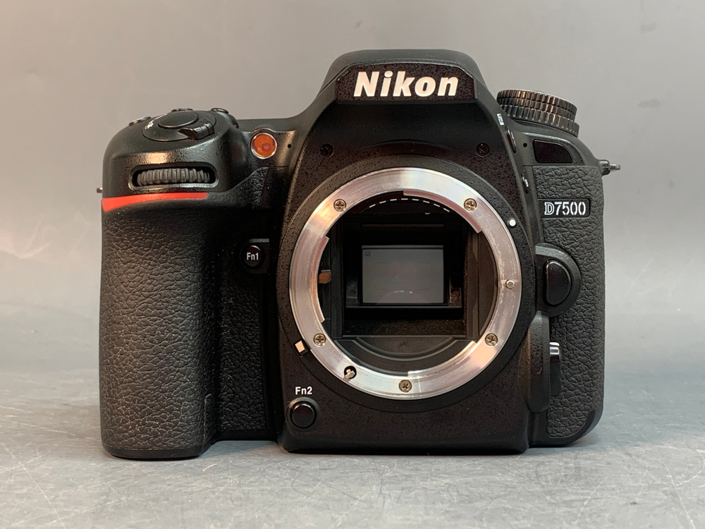 Nikon D7500 86.716 кадров