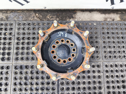 Фланец передней ступицы 2023г