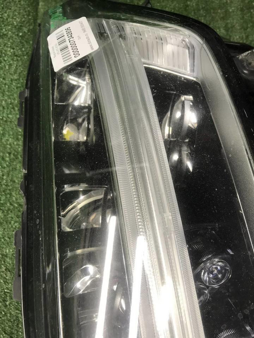 Битая Фара левая Volvo XC90 2 (2014-2019) LED