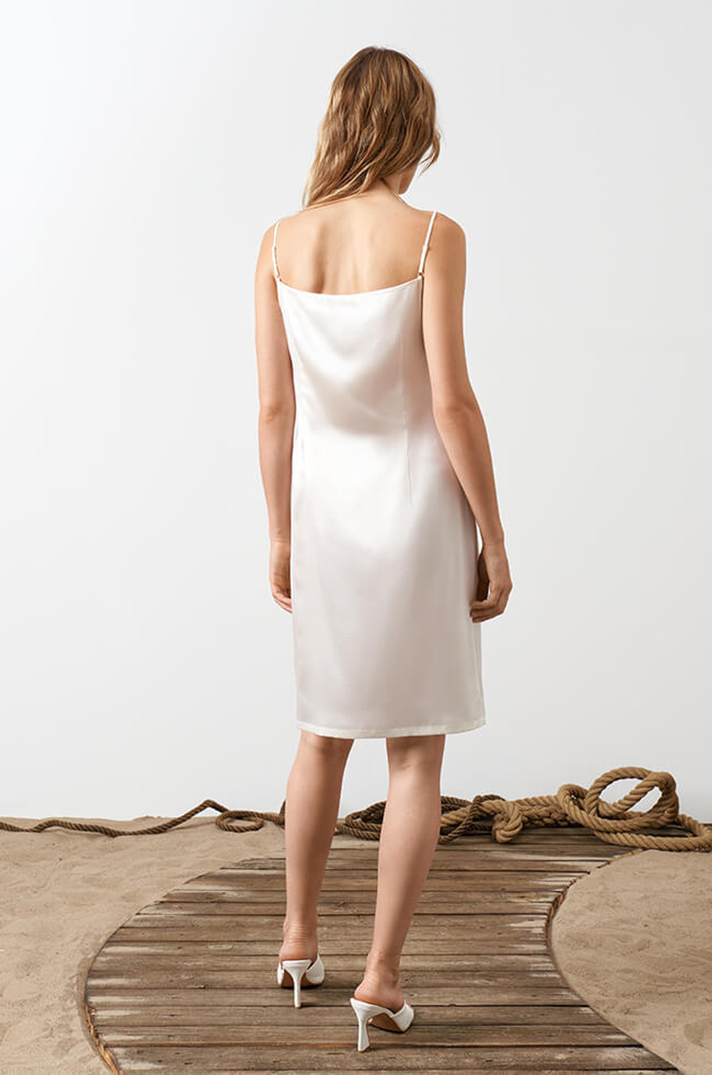 51589 Платье женское (молочный)