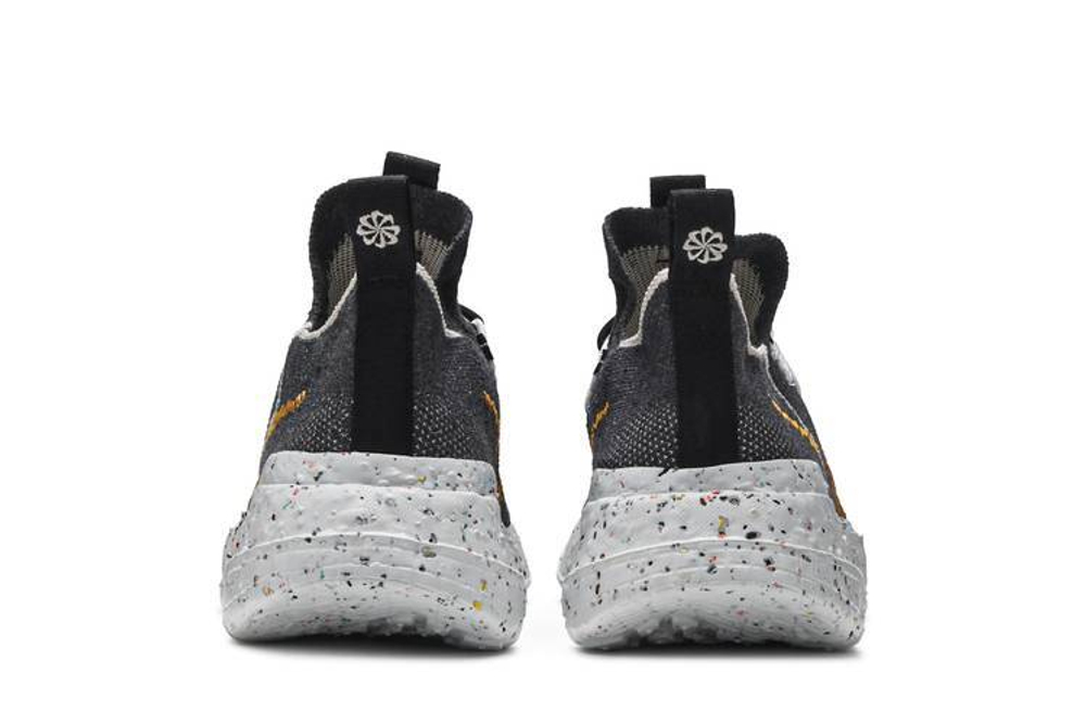 Кроссовки Nike Space Hippie 01
