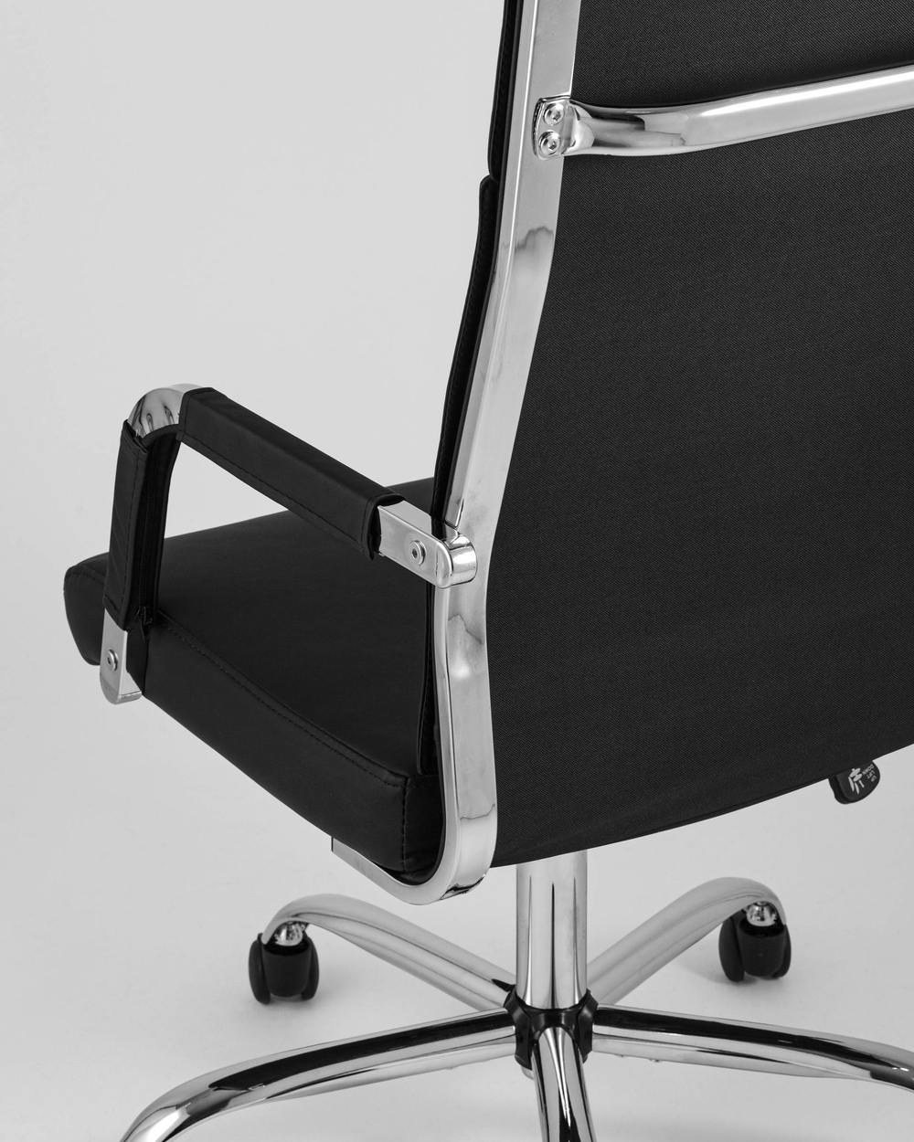 Кресло офисное TopChairs Original черное