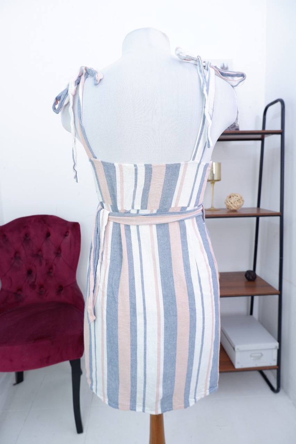 Платье ASOS из хлопка в пастельных оттенках 42 размер