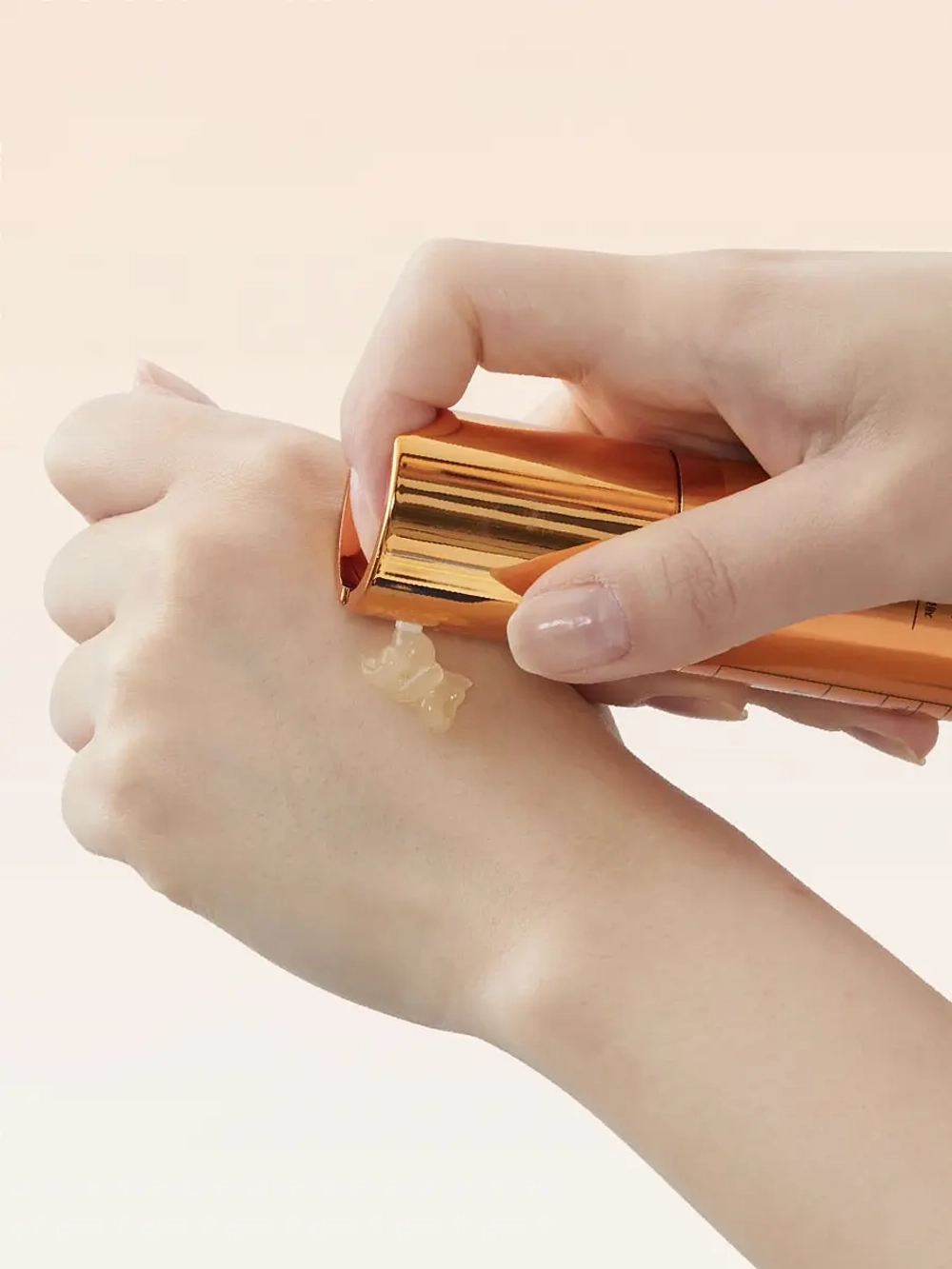 VT Cosmetics Витаминная сыворотка с микроиглами и витамином С - для сияния кожи Vita-Light Reedle Shot 300 50 мл