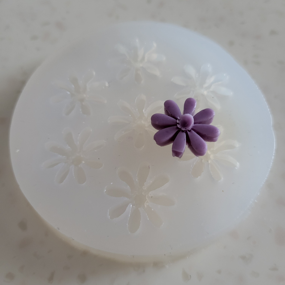 (Ликвидация) Молд Восьмилистник мини 18 мм